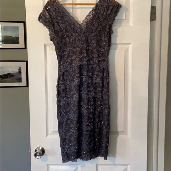 Grey Special Occasion Dress Sz 8 - Picture 7 of 7